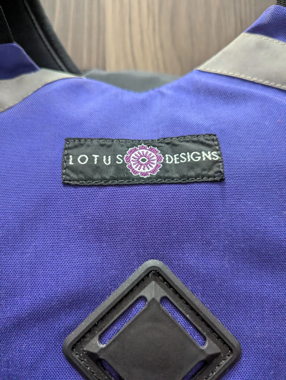 Lotus Designs Personal Flotation Device - photo 2