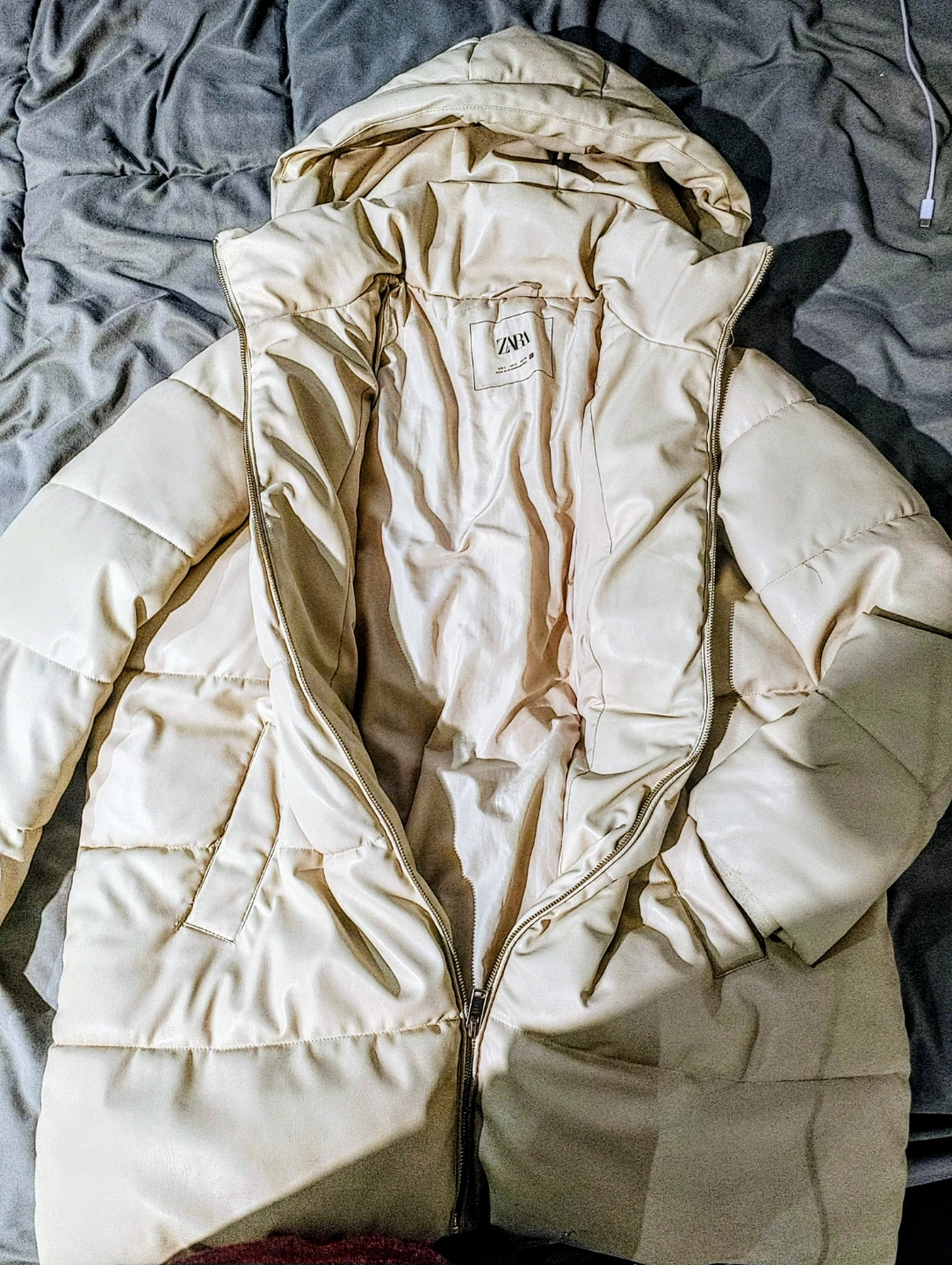 Zara Puffer Coat, Beige, Size L - photo 2