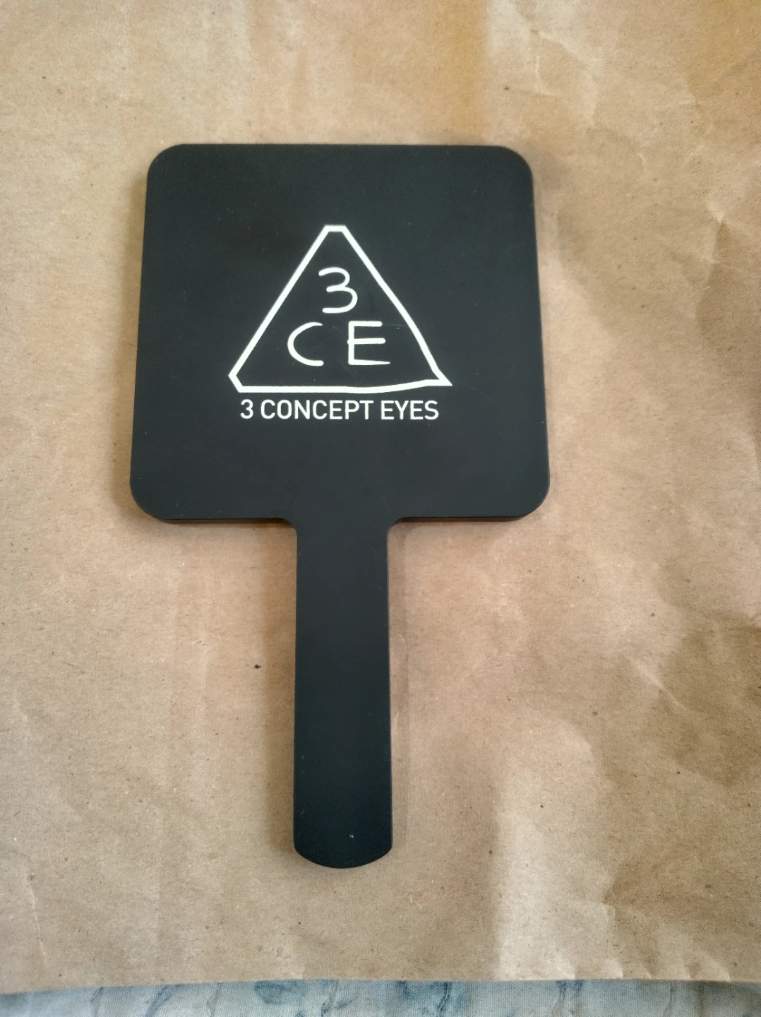 3CE 3 Concept Eyes Hand Mirror - photo 2