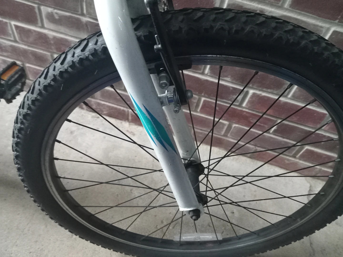 24 inch Northrock Mountain Bike - photo 2