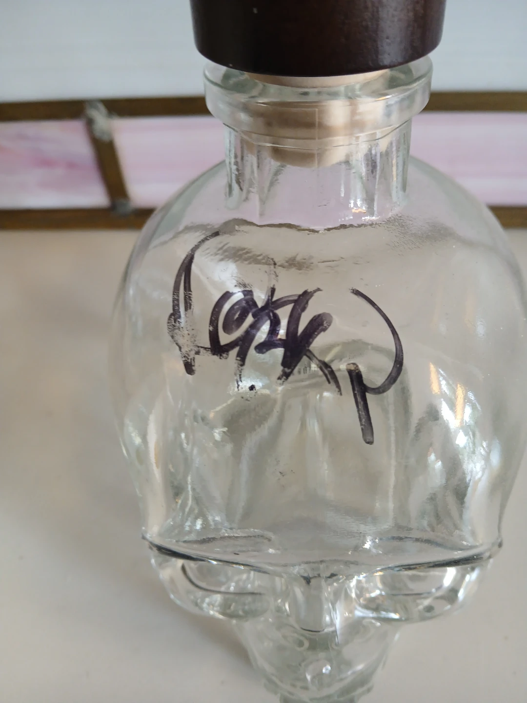 Empty Crystal Skull Bottle signed twice by Dan Akroyd - photo 4