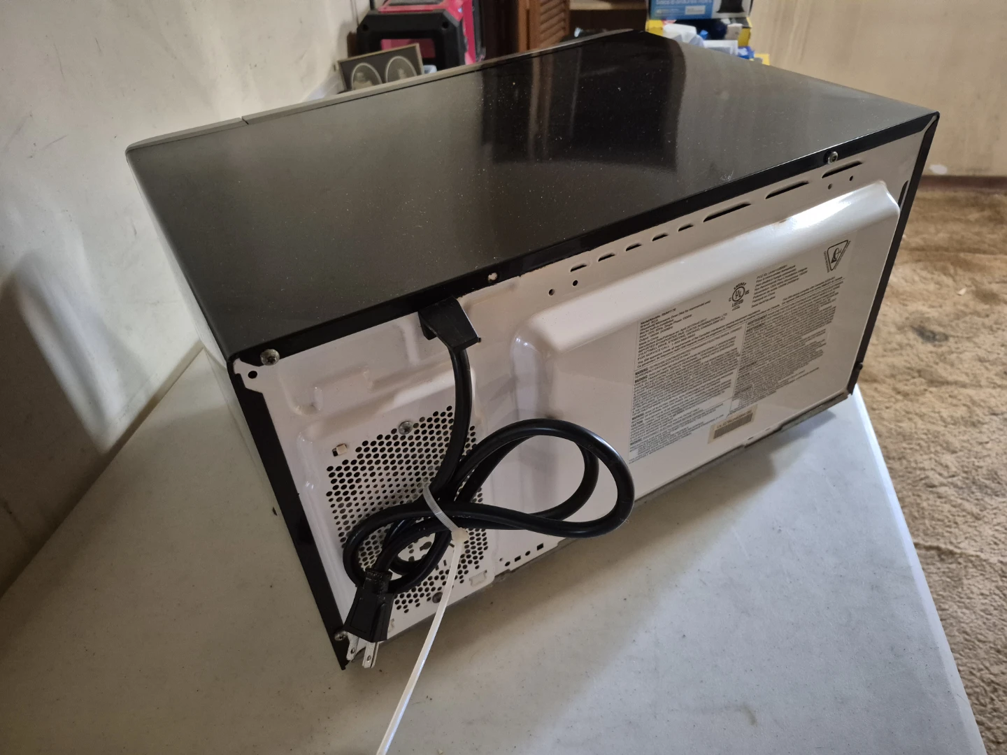 RCA microwave model RMW1178 - photo 4