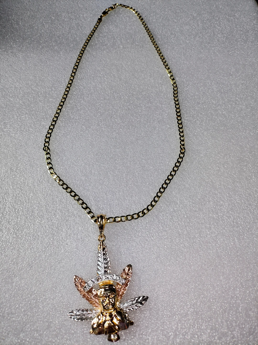 Tri color Gold plated mal verde Pendant and Necklace