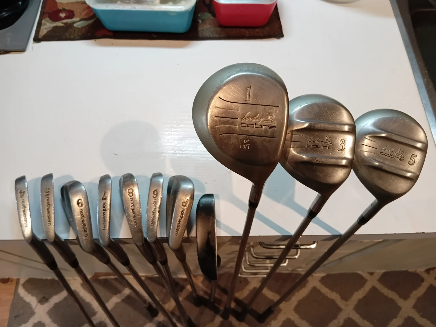 Set Of Mens Right Handed Nothwestern Golf Clubs & Bag - photo 4