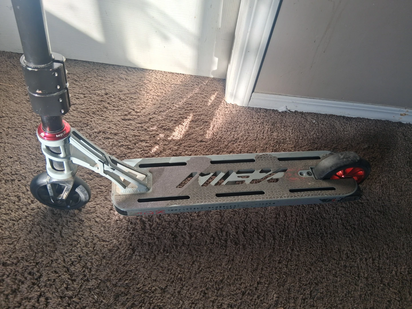 Madd Gear MFX Stunt Scooter - photo 2