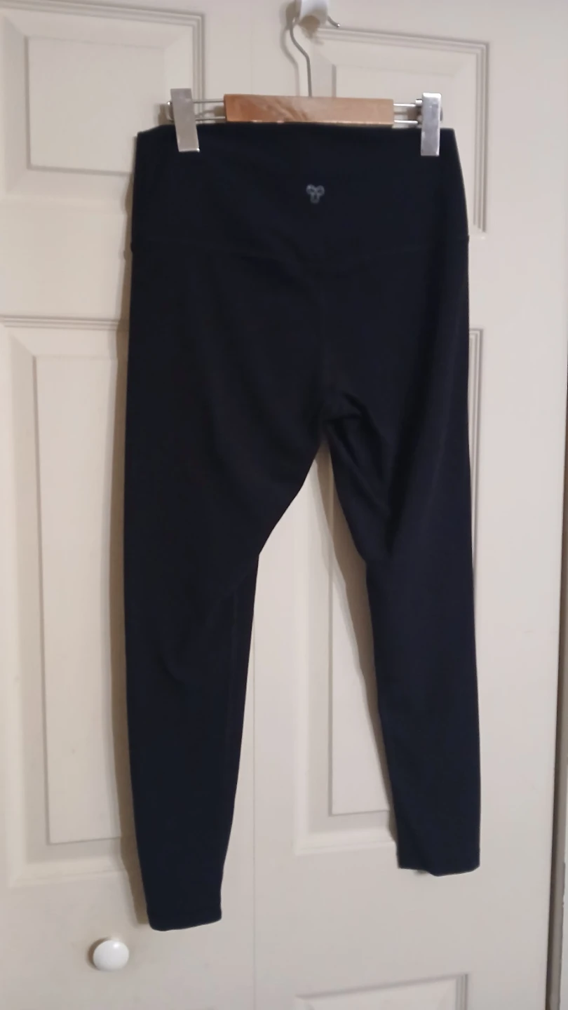 TNAction Aritzia black leggings, size large (L) - photo 5