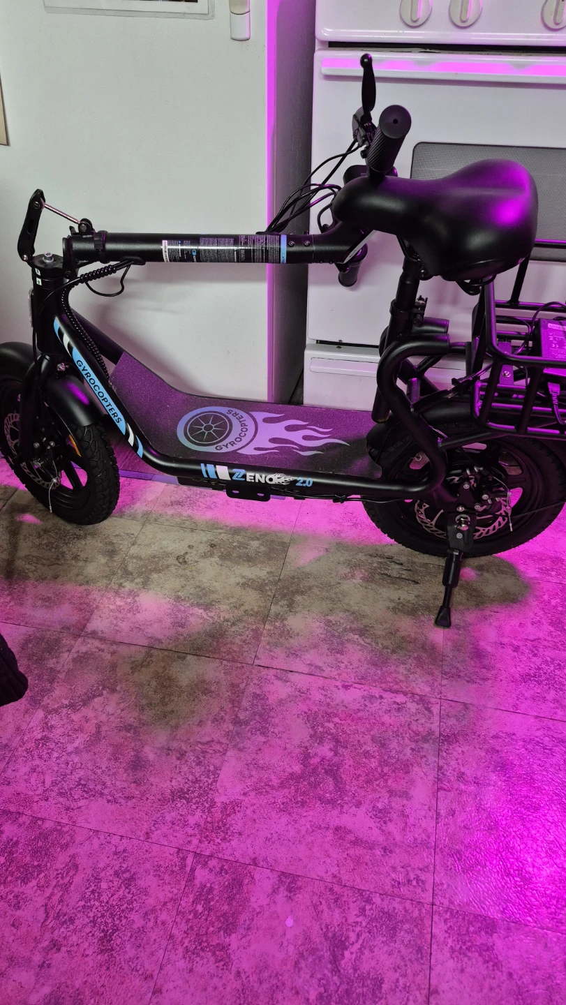 Gyrocopters 40km range Zeno 2.0 Electric Scooter - photo 4