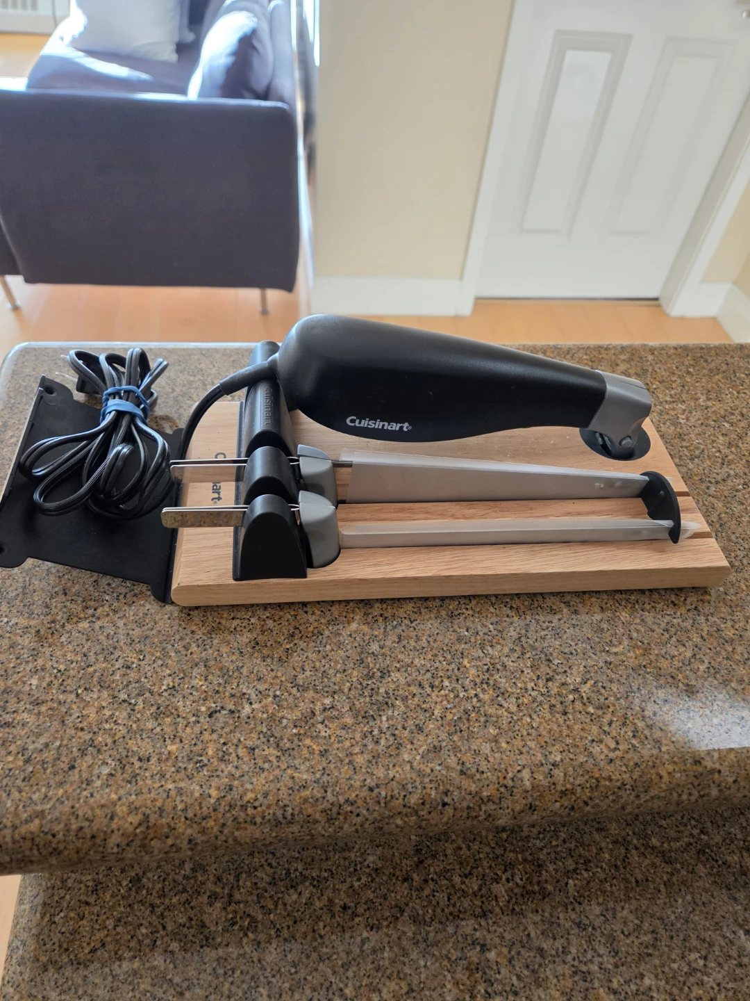 Cuisinart Electric Knife with Wood Storage Block