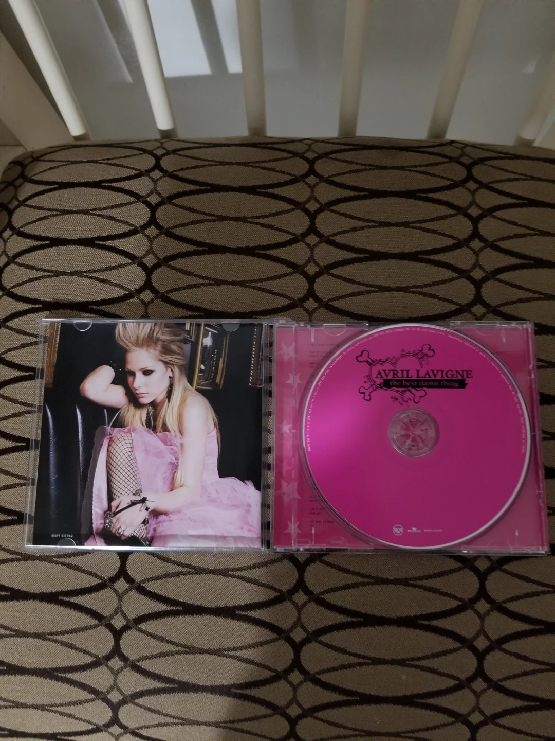 Avril Lavigne The Best Damn Thing CD - photo 3