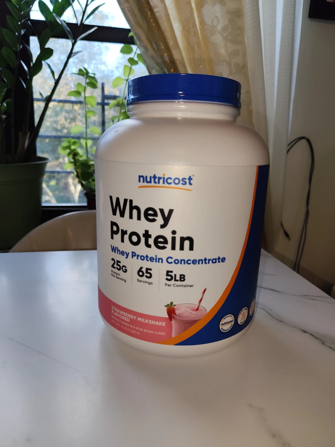 Nutricost Whey Protein Concentrate Strawberry Milkshake 5lb
