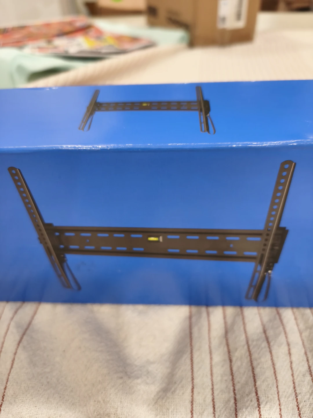 Onn Tilting TV Wall Mount 50-86 inches - photo 3