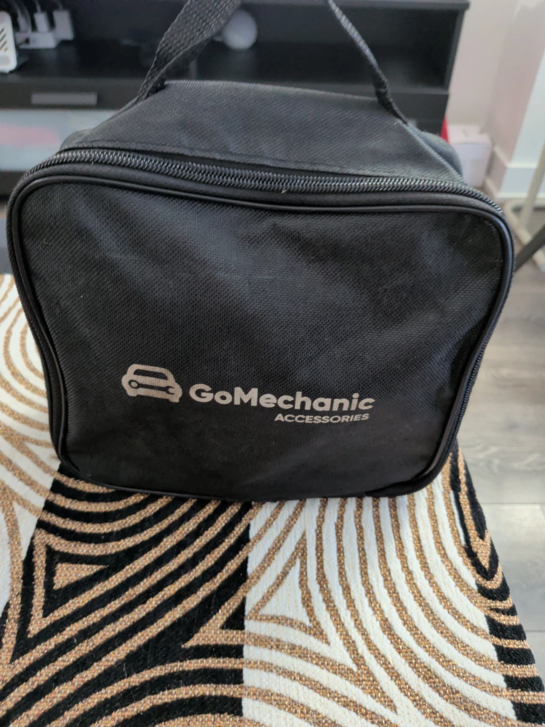 GoMechanic Digital Car Tyre Inflator - photo 3