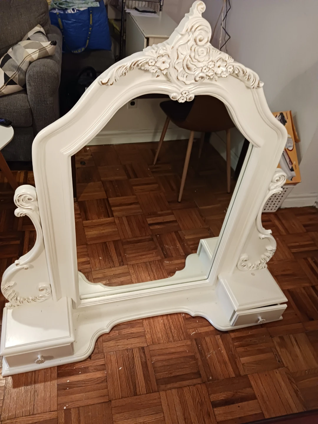 Vintage Style Cream Dresser with Matching Mirror - photo 3