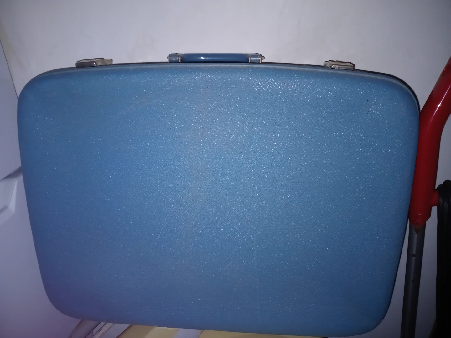 Vintage McBrine Blue Hard-Shell Suitcase - photo 2