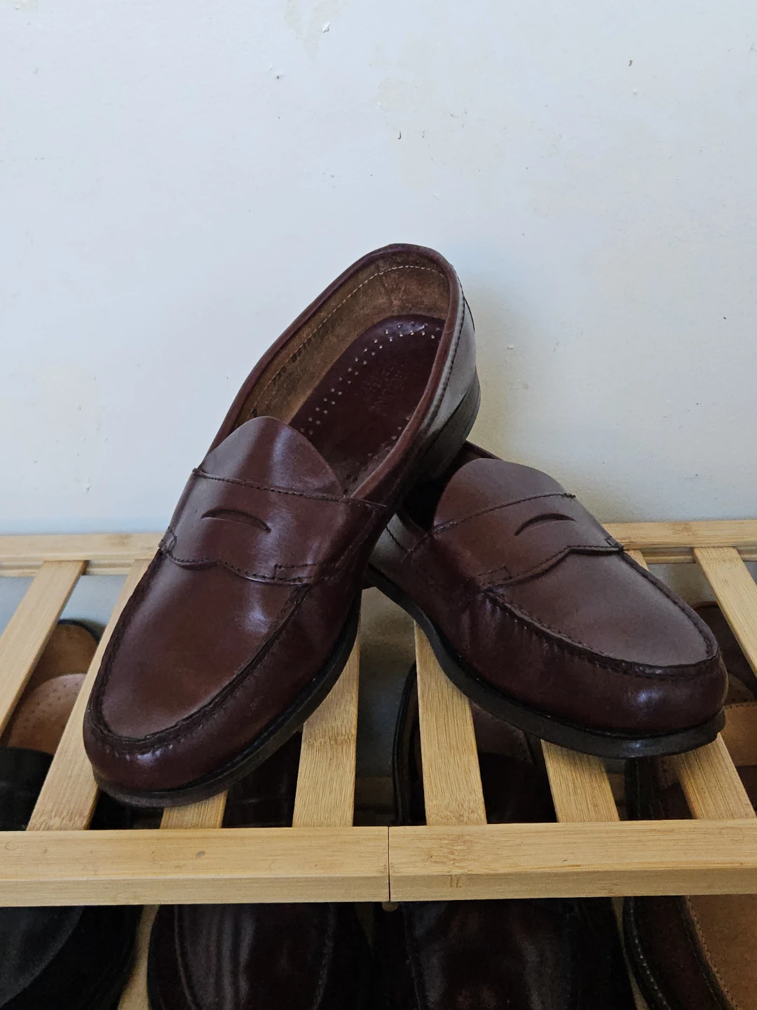 G.H. Bass & Co. Weejuns Logan Penny Loafers US: 9D