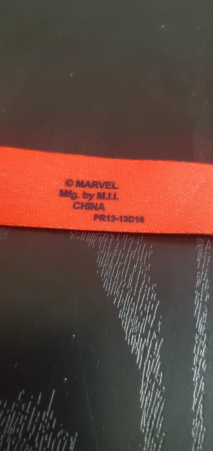 Marvel Iron Man 3 Lanyard with ID Holder - photo 3