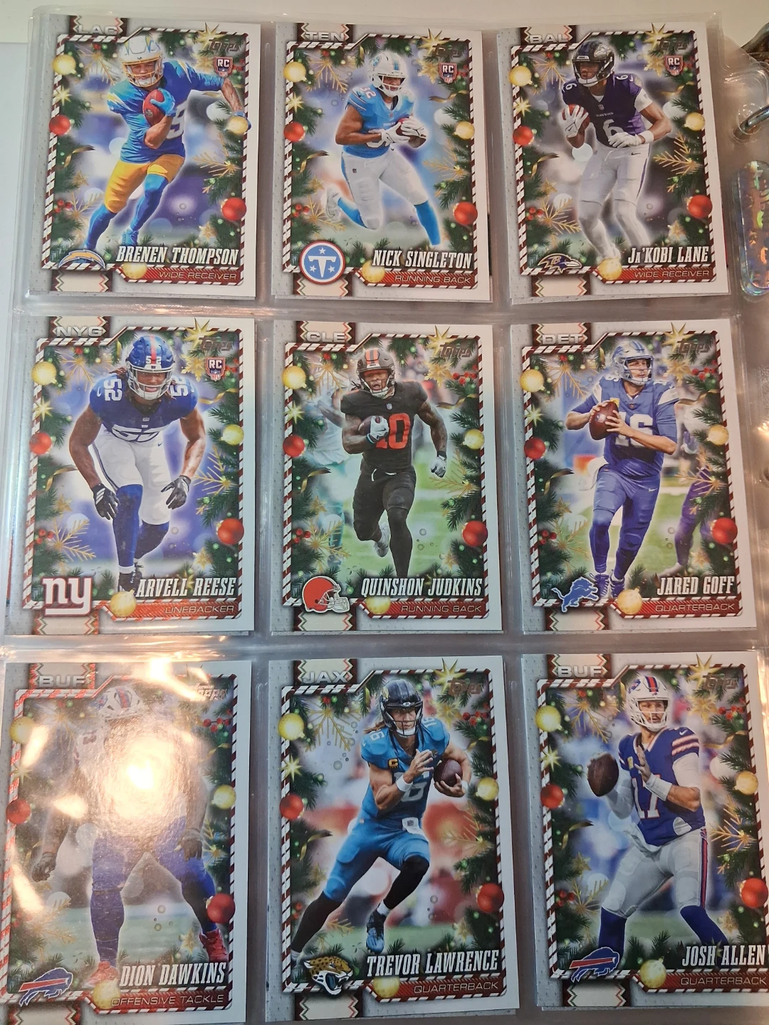 2026 Topps NFL Holiday Collection - photo 2