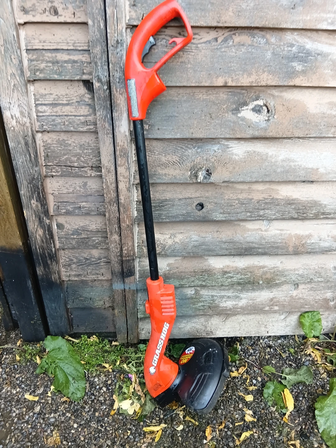 Black & Decker Electric Grass Hog String Trimmer
