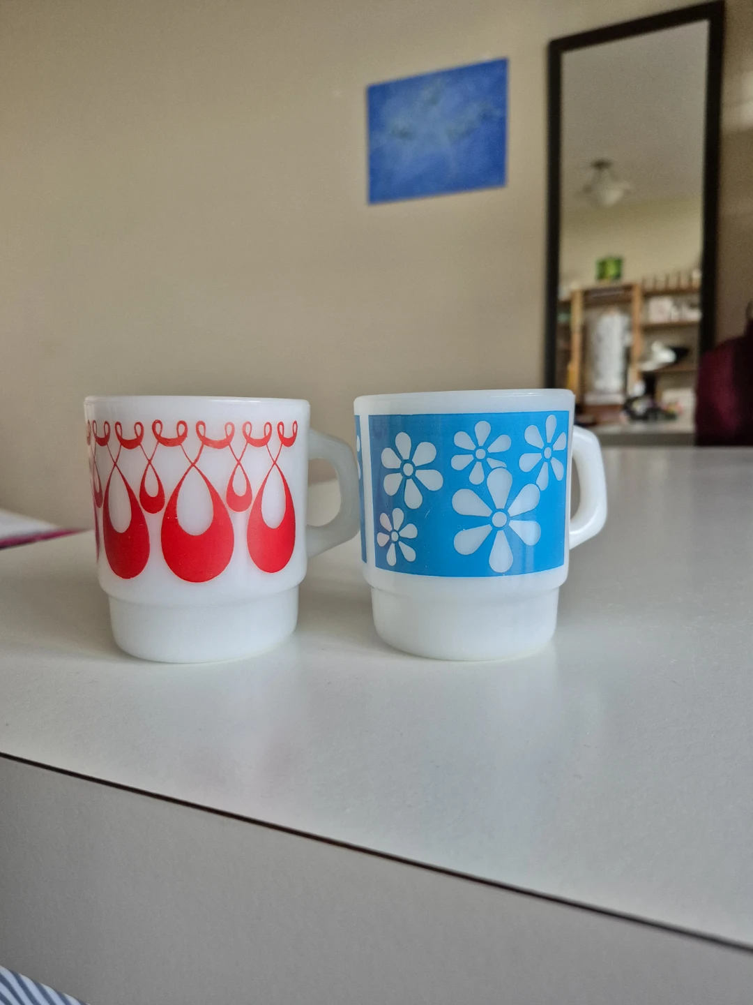 2 Vintage Milk Glass Fire King Anchor Hocking Milkglass Mugs - photo 4