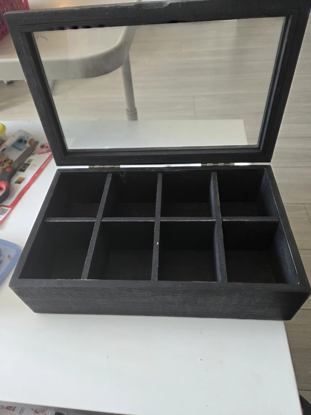 Black Wooden 8-Compartment Tea Box