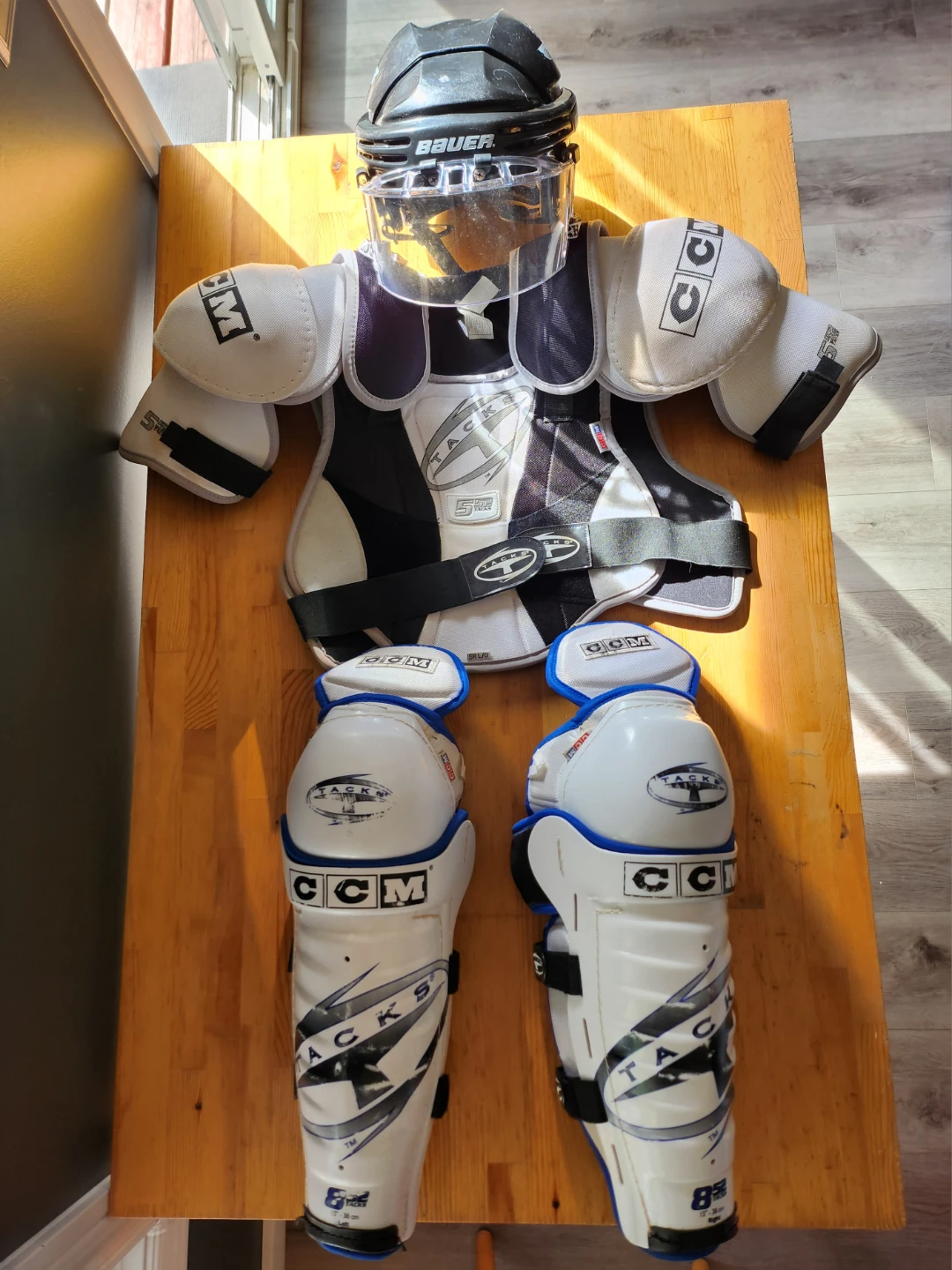 Men's Hockey Protective Gear Bundle CCM & Bauer - Size Large