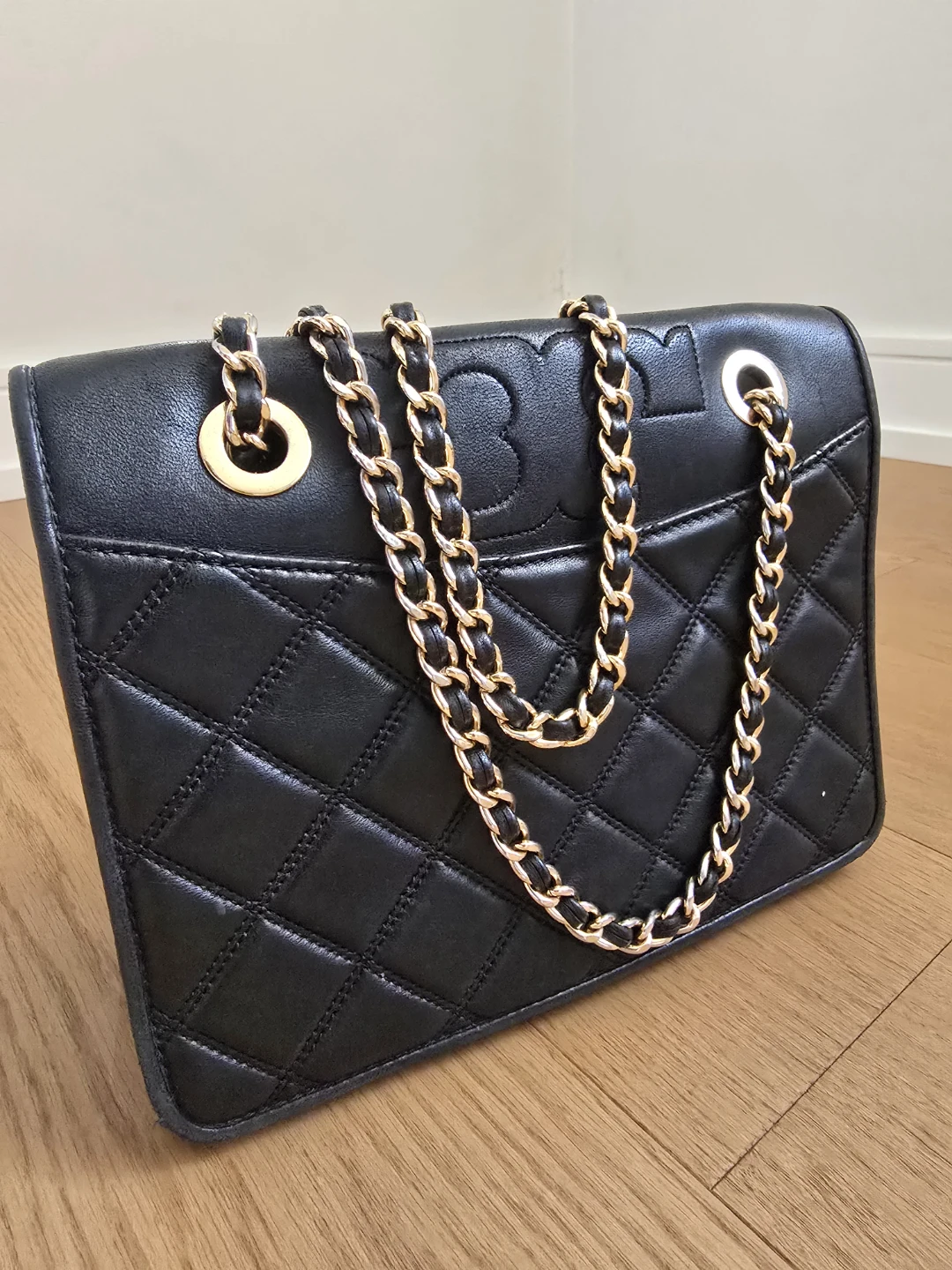 Tory Burch Black Quilted Chain Shoulder Bag