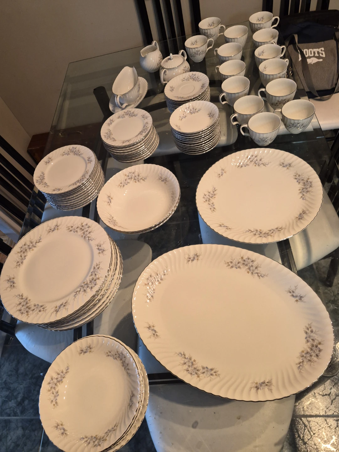 Mikasa Fine China La Fleur Bleu Dinnerware Set - photo 2