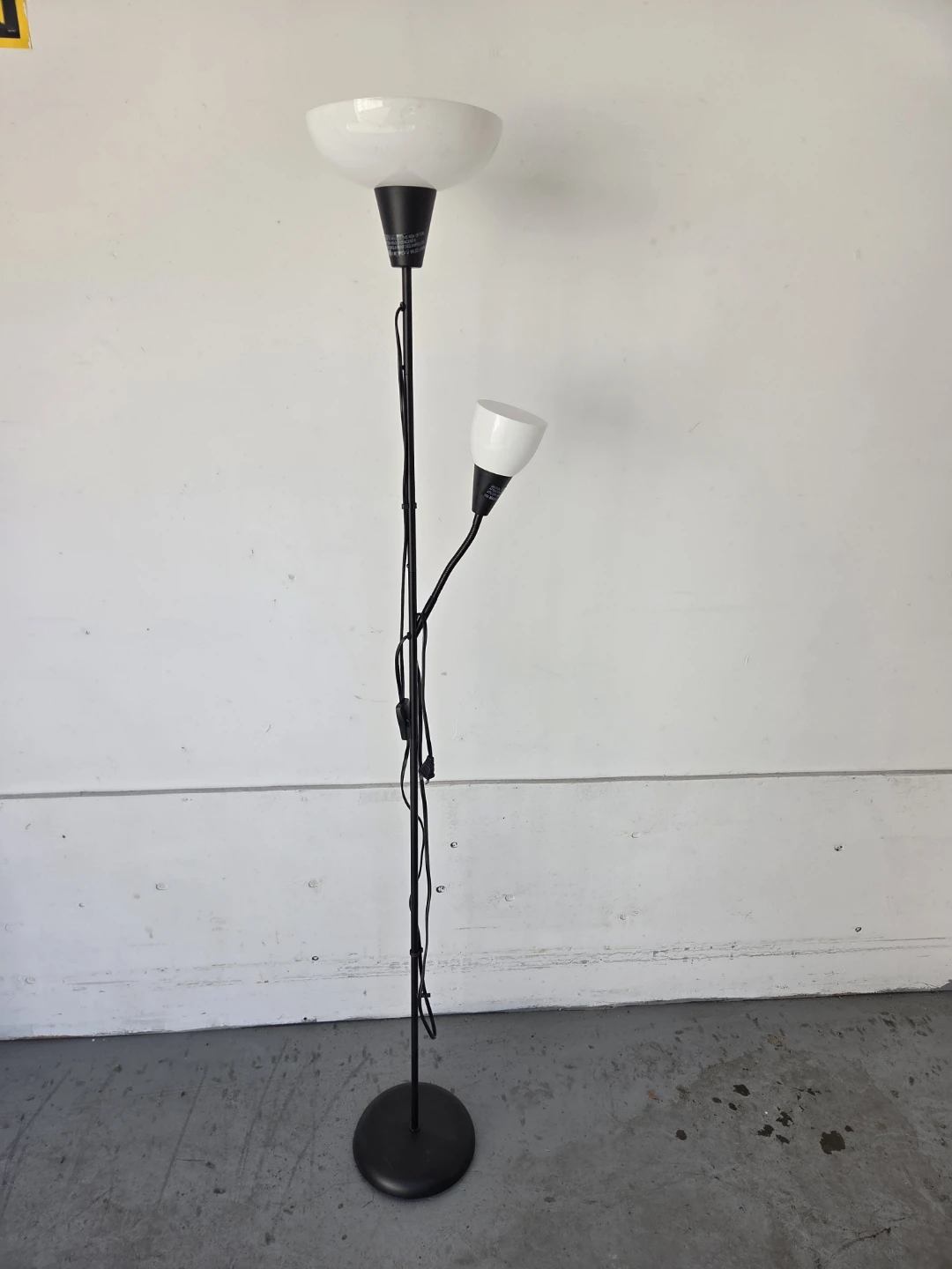 Black Mother-Daughter Floor Lamp - photo 2