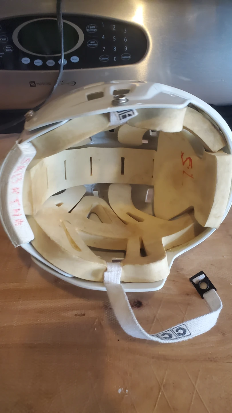 CCM White Hockey Helmet - photo 5