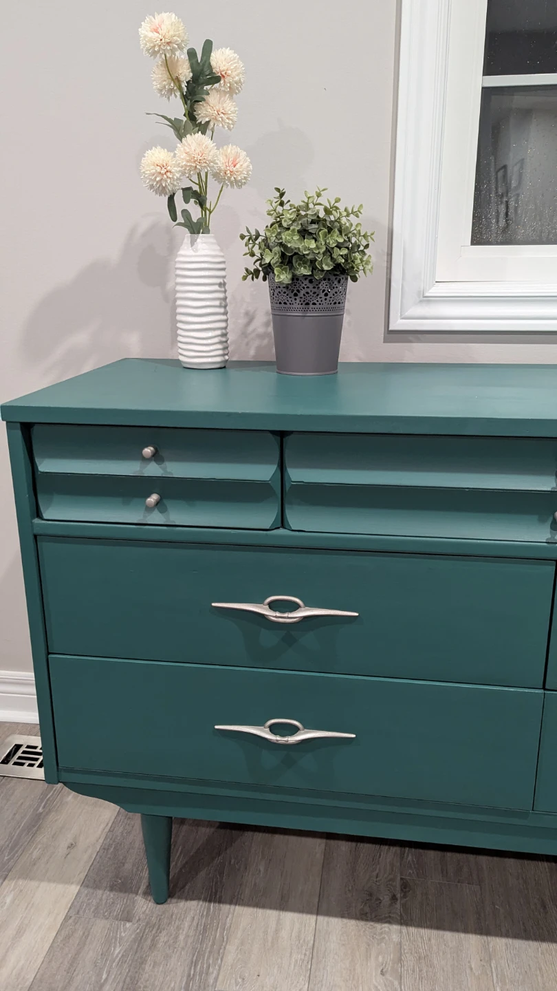 Kroehler Custom Crafted Teal Dresser - photo 4