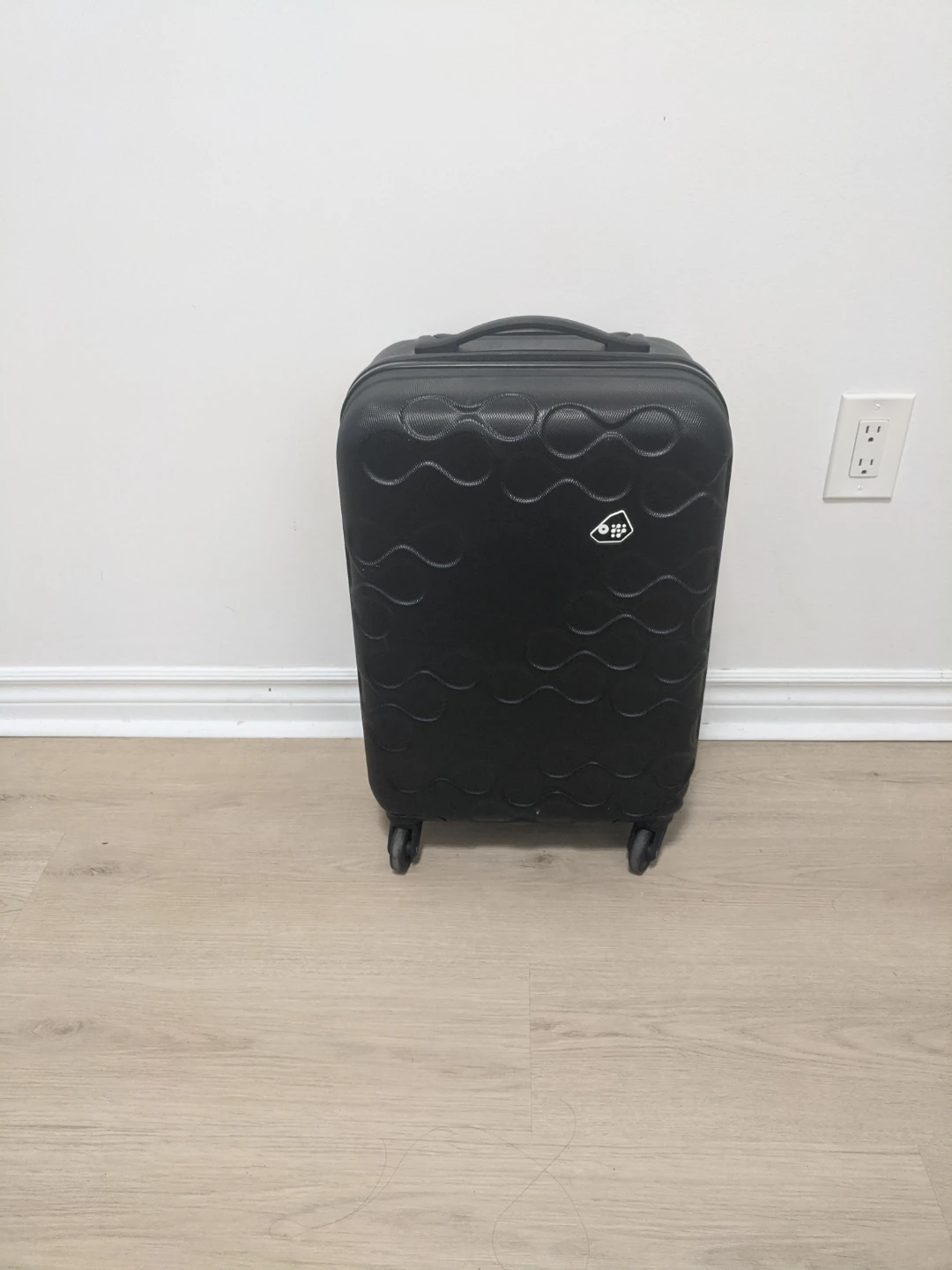Carry-On Luggage(free Delivery)