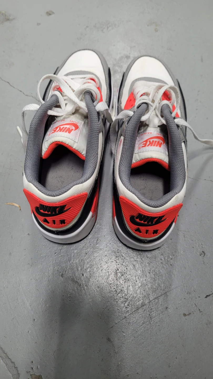 Nike Air Max 90 Sneakers Size 7Y