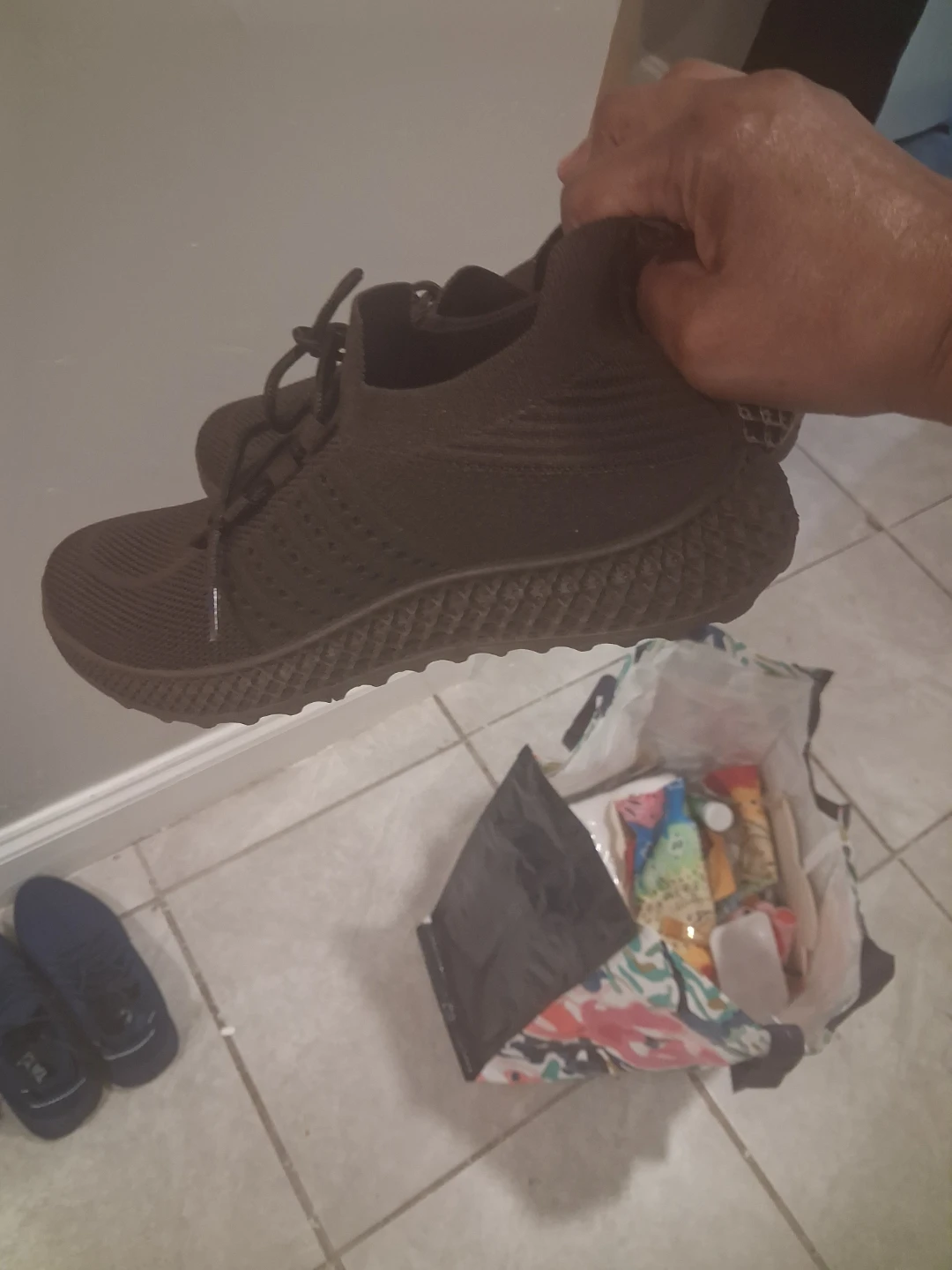SNEAKERS SALE