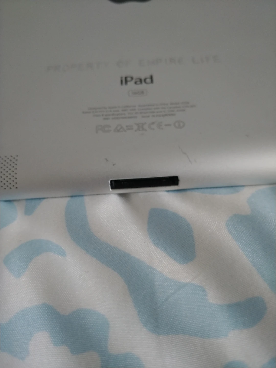 iCloud locked iPad 3rd gen for parts or repair - photo 3