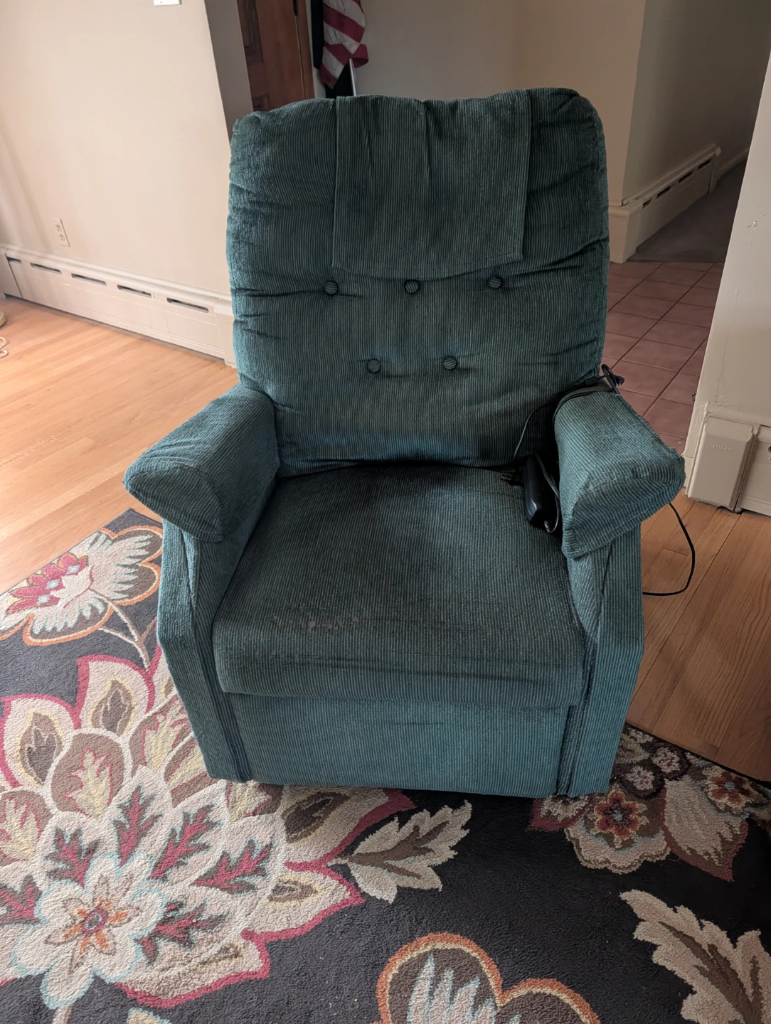 Golden Power Lift Recliner Chair - photo 2