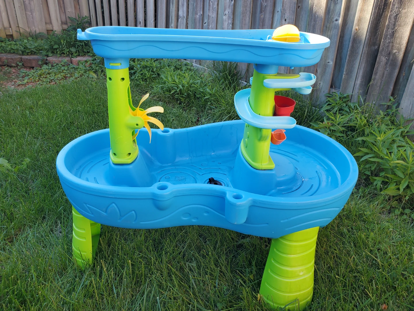 Step2 Water Table - photo 2
