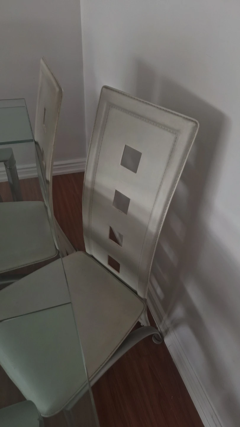 Glass Dining Table with 6 White Chairs - photo 5