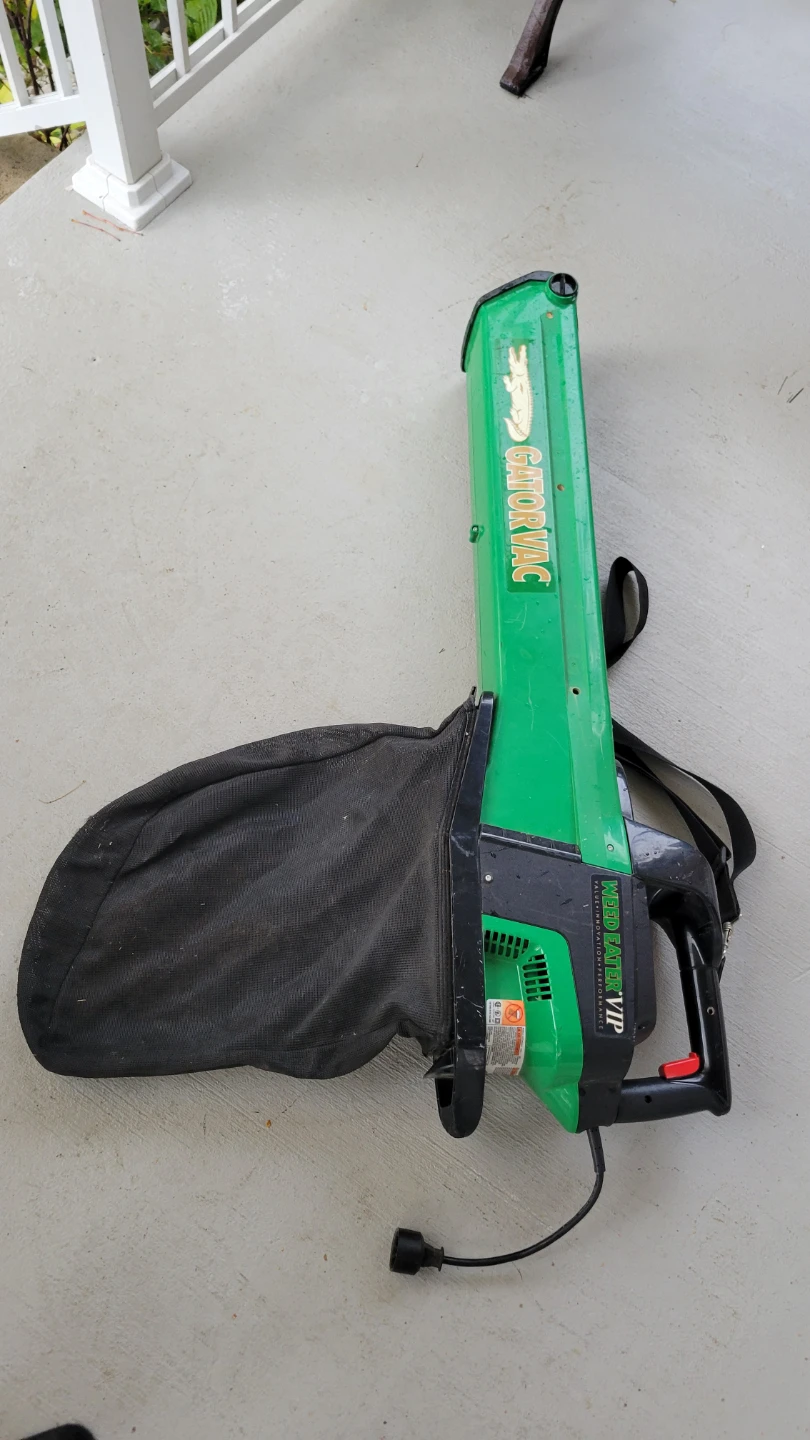 Weed Eater GatorVac Blower Vacuum