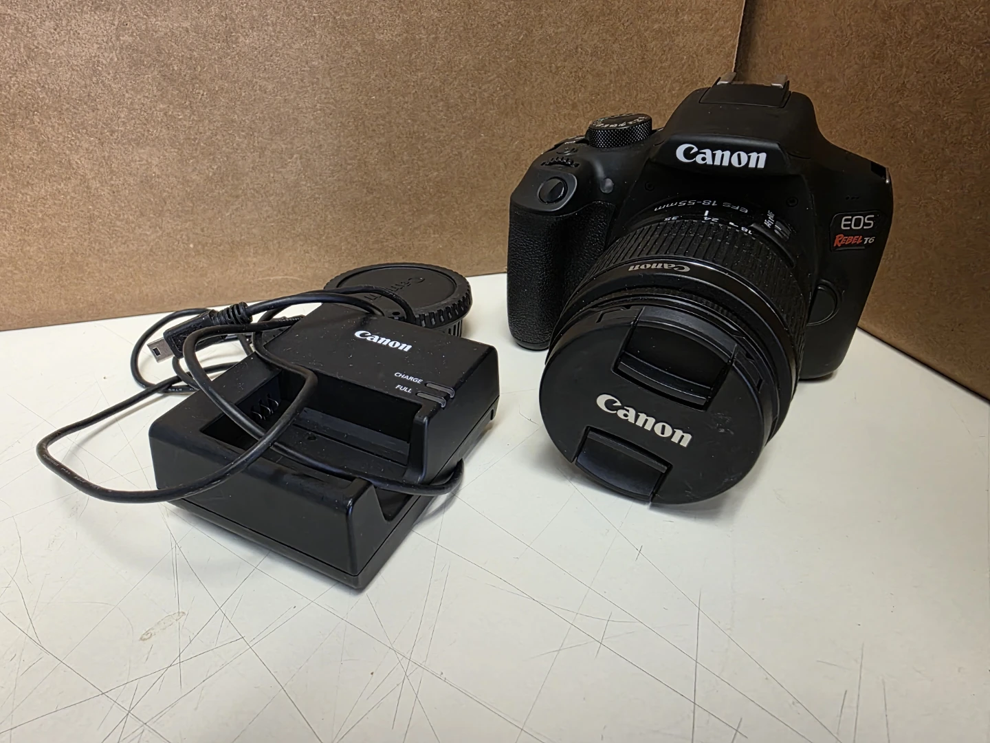 Canon EOS Rebel T6 with 18-55mm Lens - photo 4