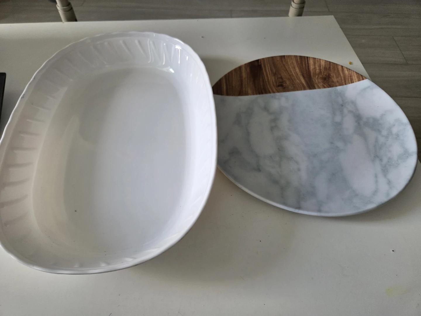 Mela-Ware Melamine Serving Dish and Plate - photo 3