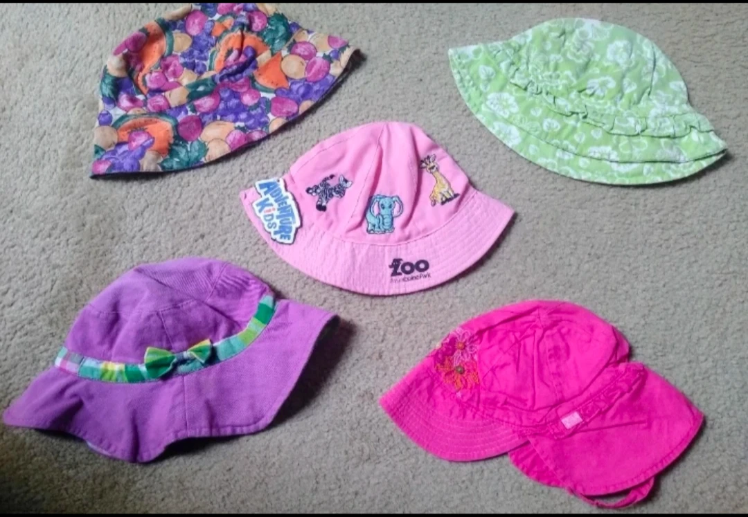 Children's Summer & Winter Hats, Touques, Booties and Mittens - photo 3