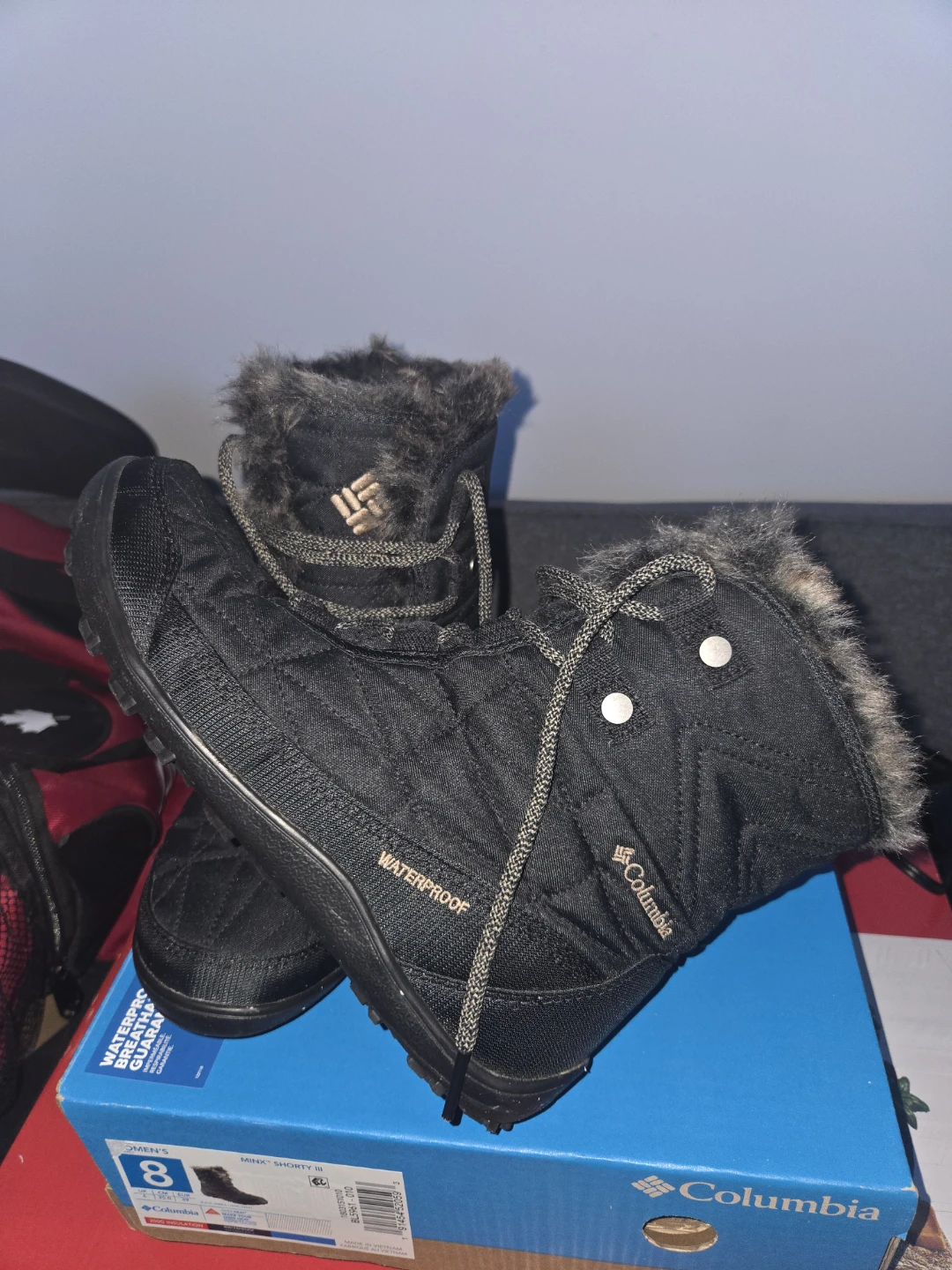 Winter Boots & Work Boots – Various Styles and Sizes. - photo 2