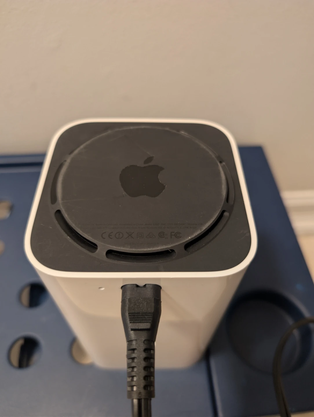 Apple AirPort Extreme Model A1521 (6th gen.) - photo 4