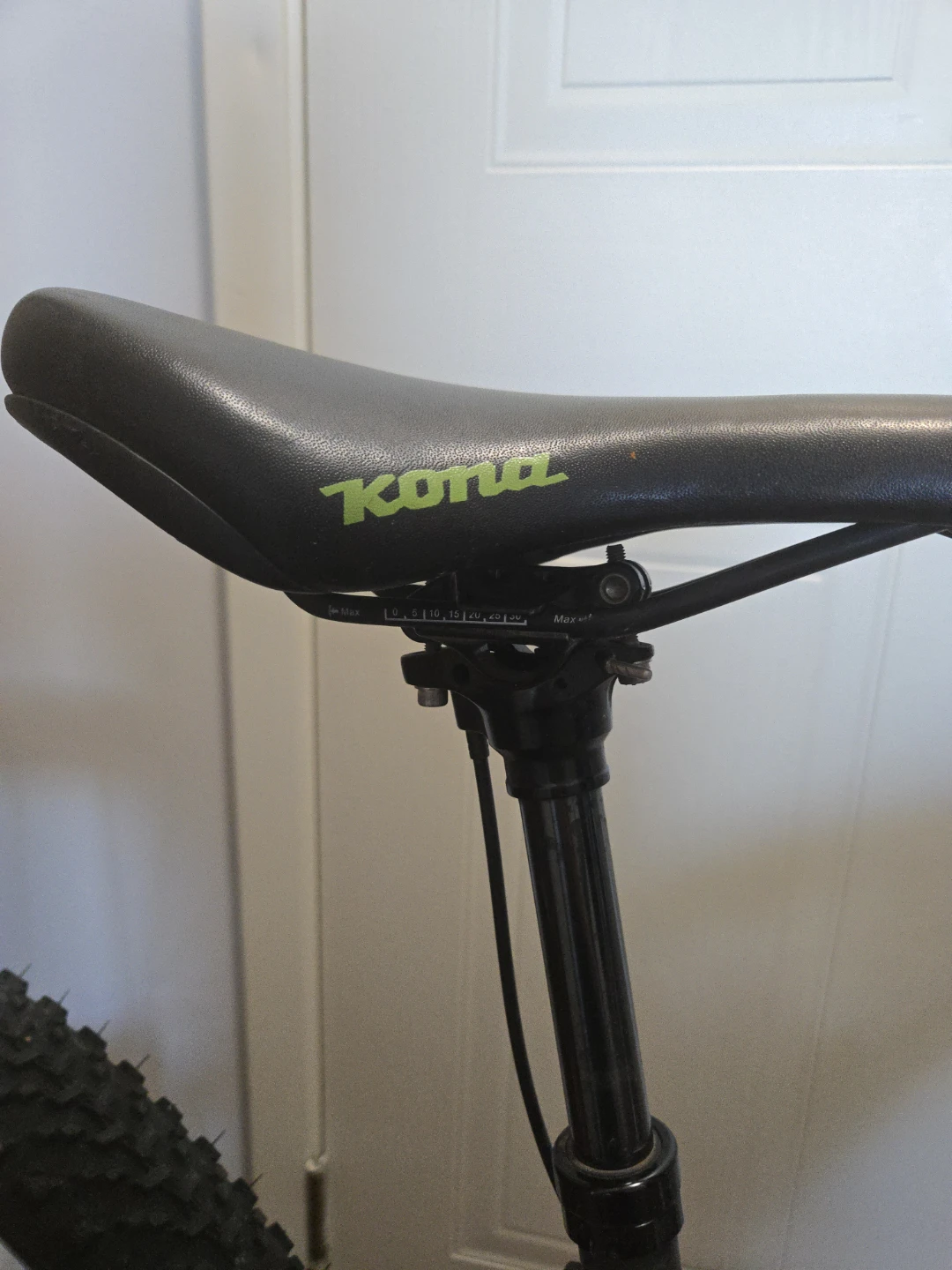 Kona Lava Dome Mountain Bike (moving sale) - photo 5