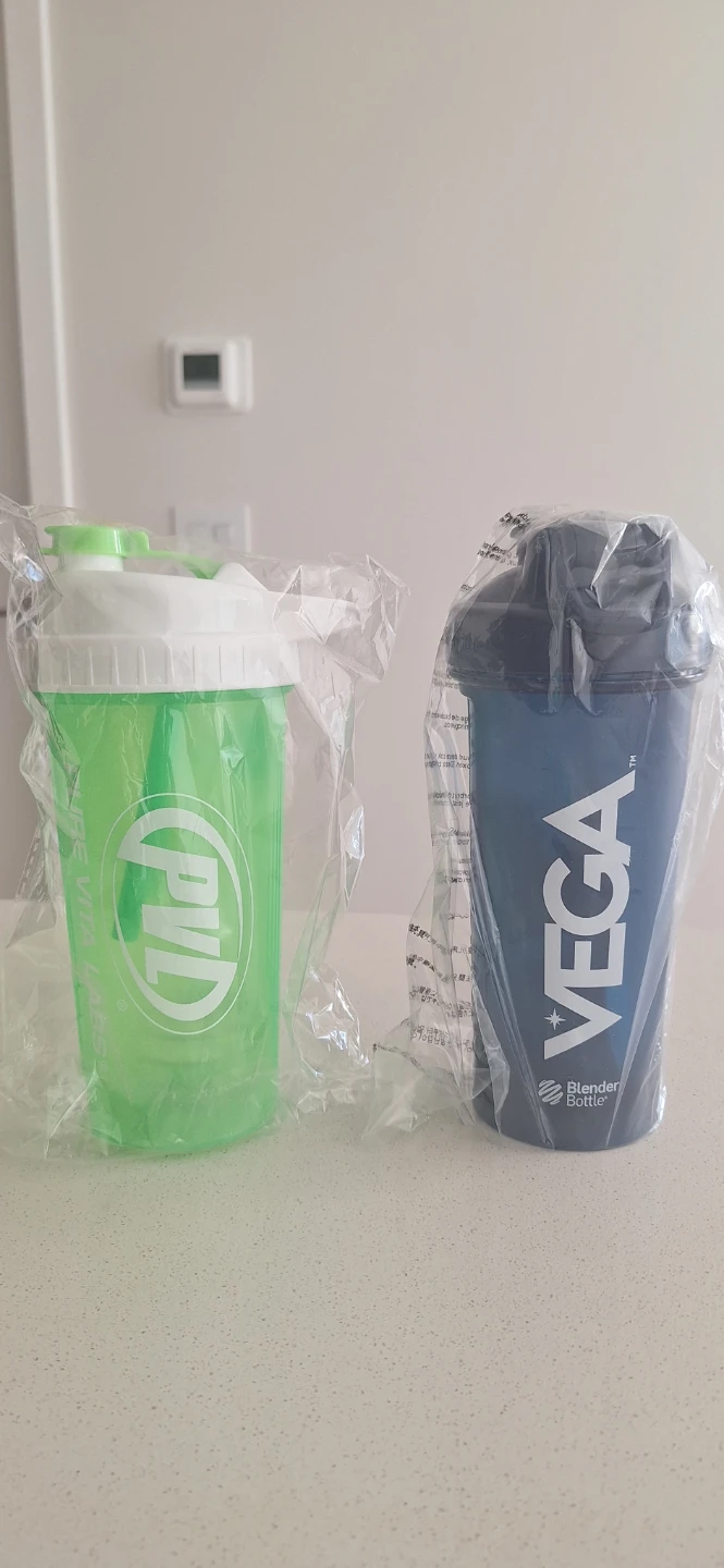 New Blender Bottle Shaker Cups with shaker ball