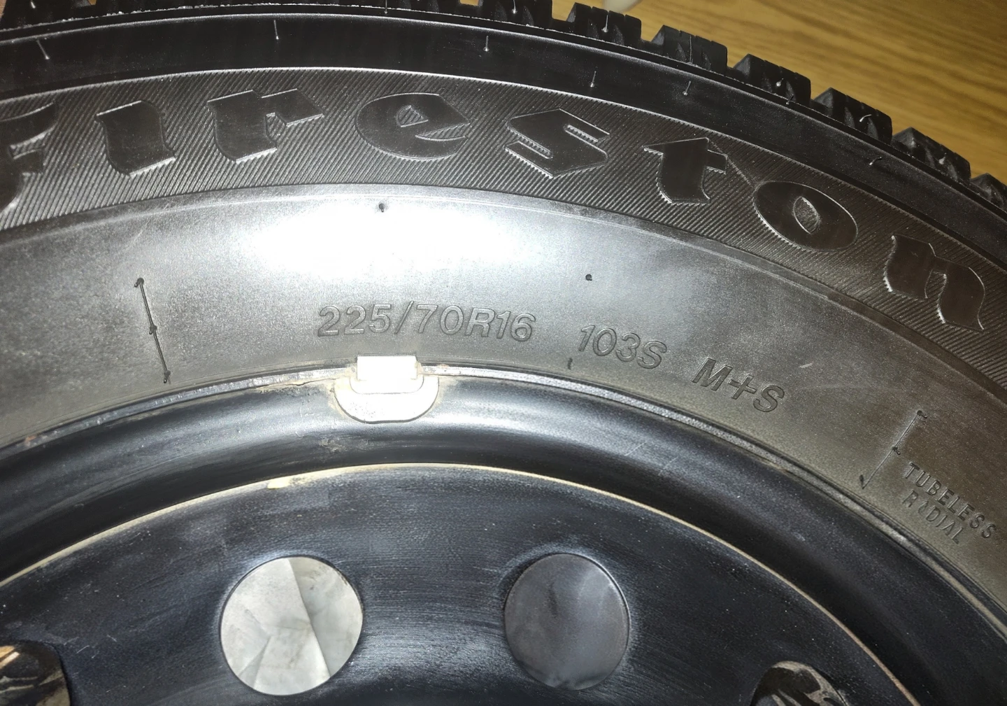 Firestone Winterforce 2 UV Tire 225/70R16 - photo 3