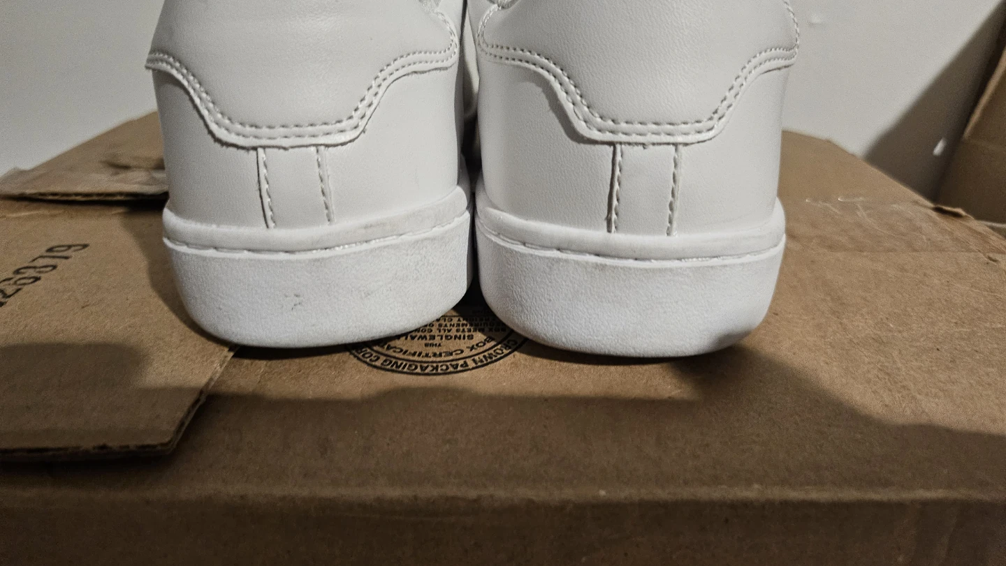 Calvin Klein Jeans White Sneakers - photo 4