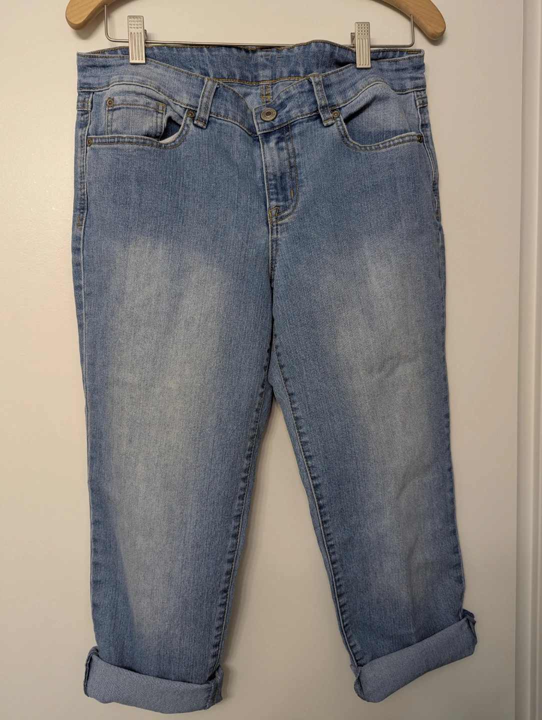 Light wash denim capris or crop pants