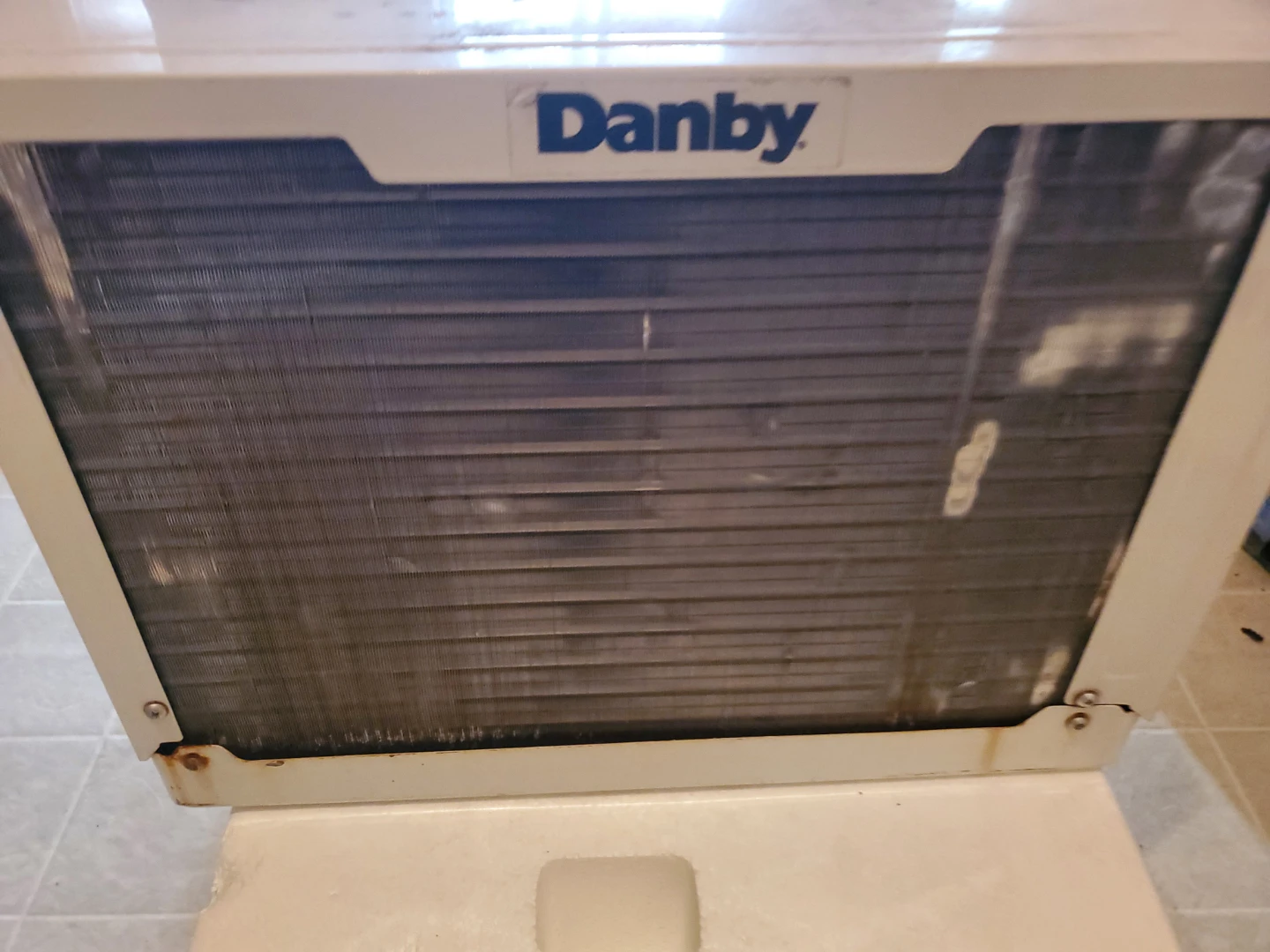 Danby Window Air Conditioner - photo 5