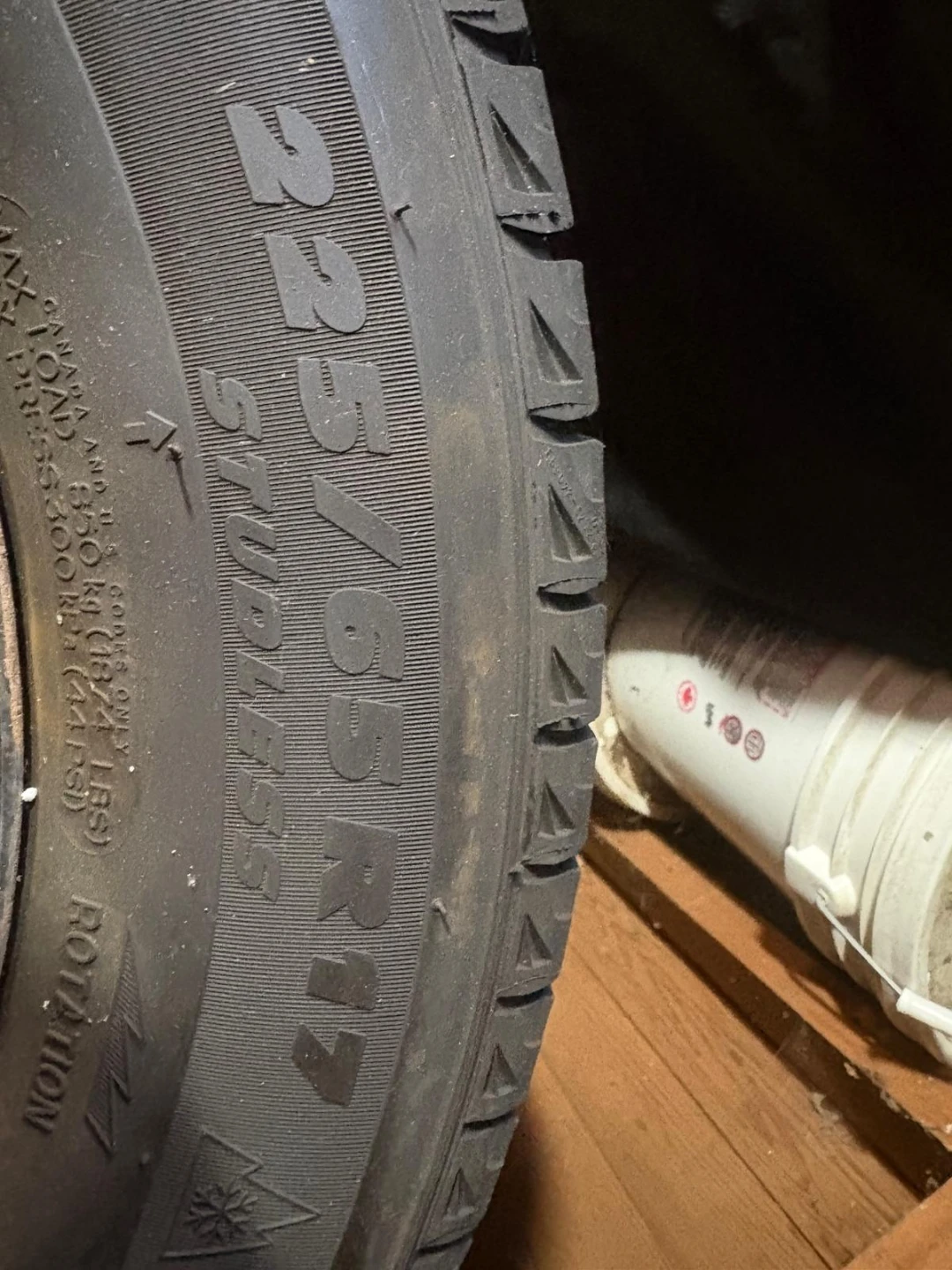 4 Michelin Latitude X-Ice Winter Tires 225/65R17 - photo 3